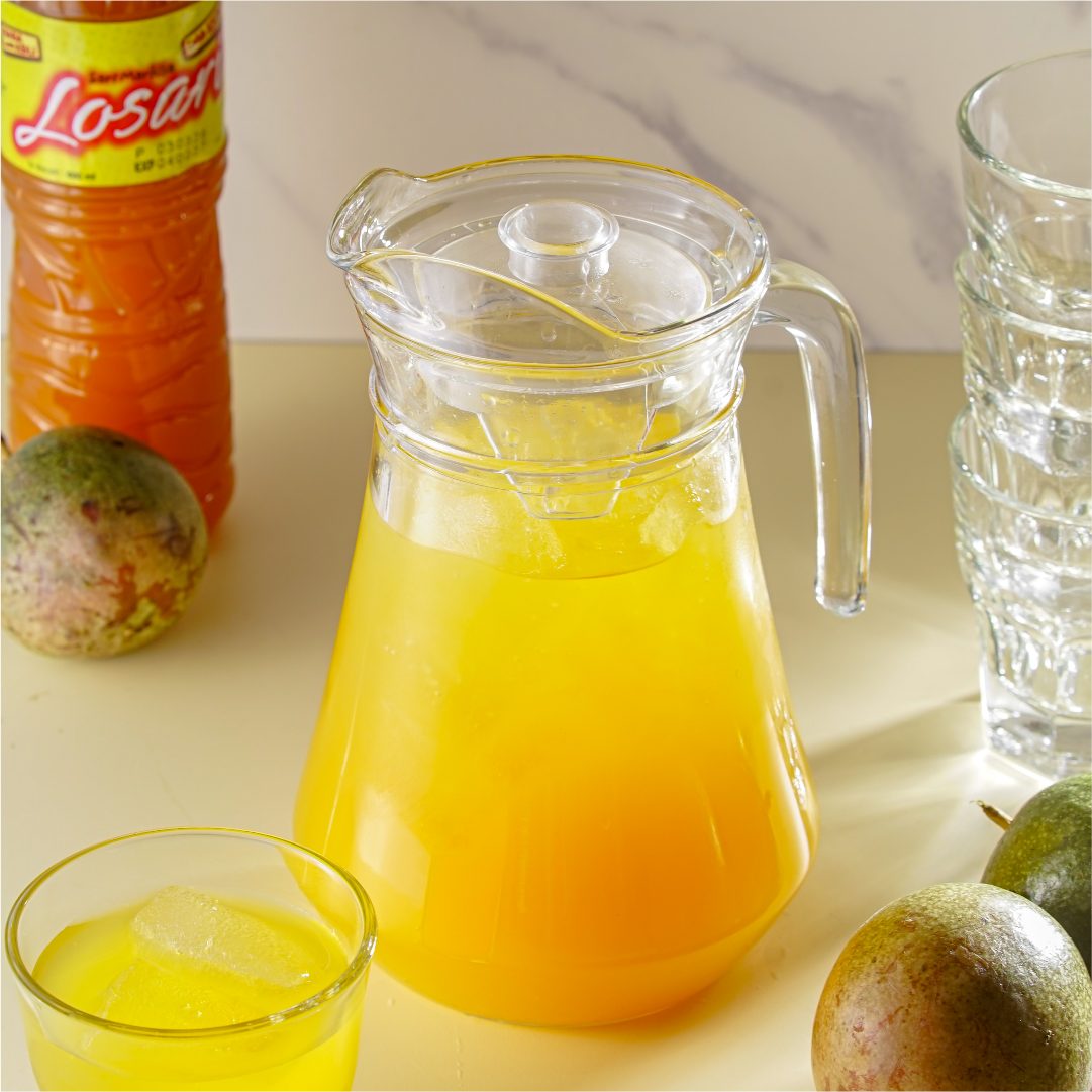 markisalosaripitcher.jpg